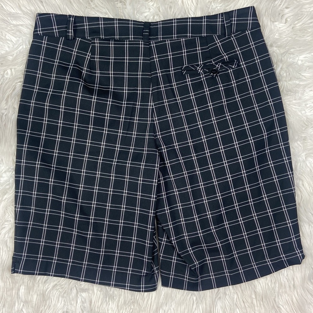 Lady Hagen Black and White Plaid Golf Shorts with Pockets - Picture 2 of 8